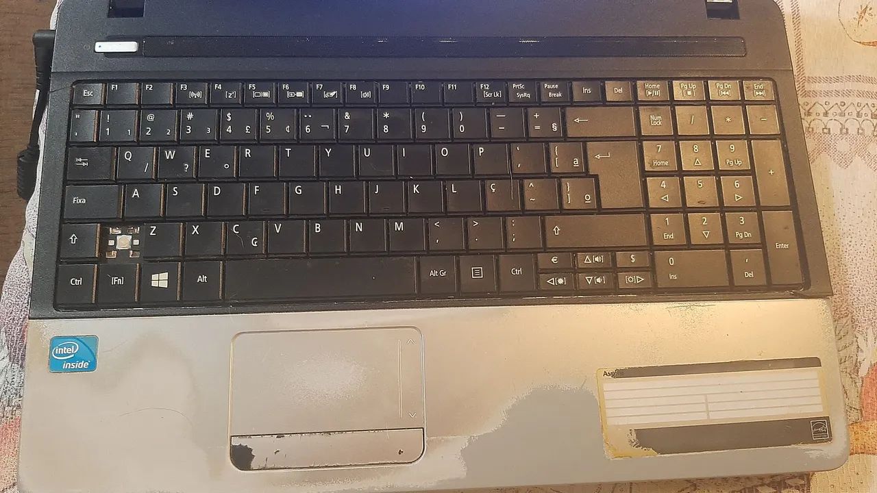 Notebook Acer com problema no teclado e bateria  - Foto 3