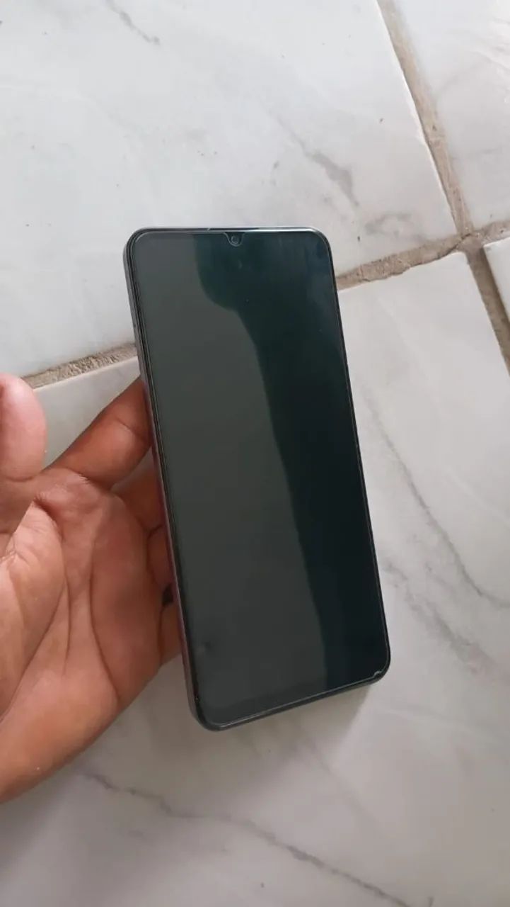 Vende-se Realme note 60