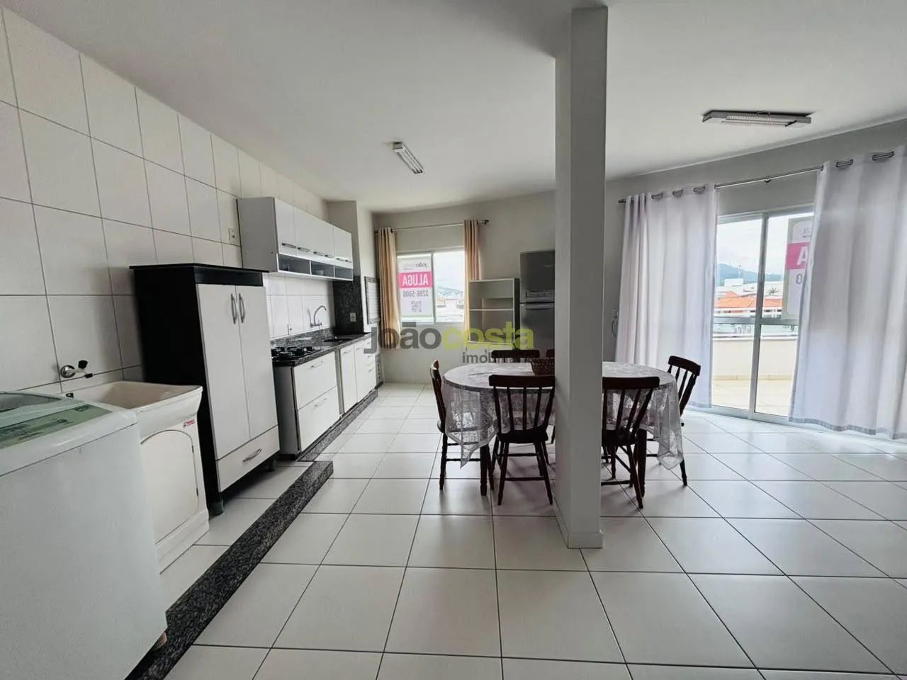**Kitnet 65m² para Alugar em Ponte do Imaruim, Palhoça**