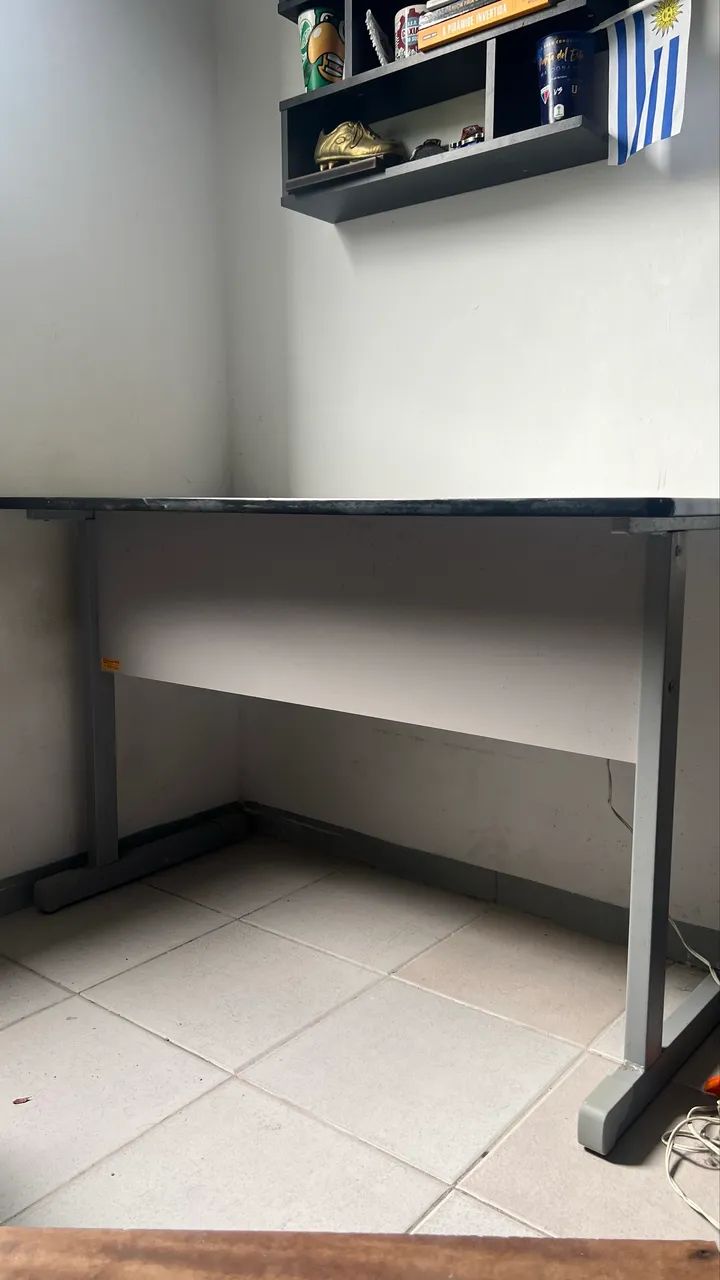Mesa de estudos/escritório - Foto 2