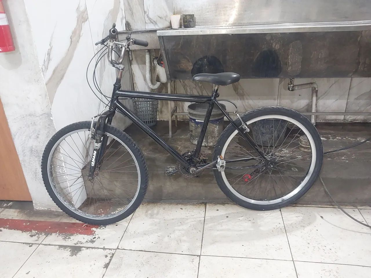 Bicicleta  aro 26 de aço  - Foto 3