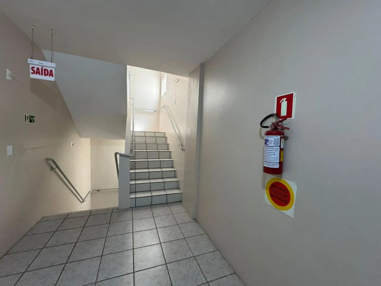APARTAMENTO NO CENTRO DE SOMBRIO! - Foto 3