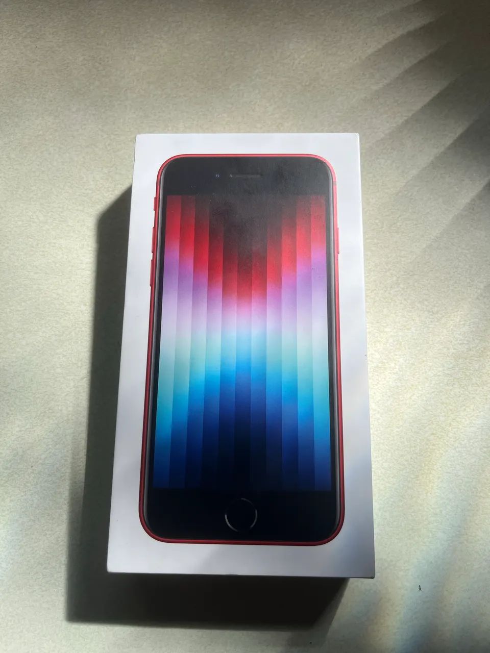 iPhone SE 3ª geração 64gb vermelho 