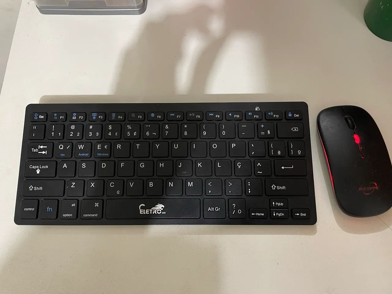 Teclado e mouse Bluetooth 