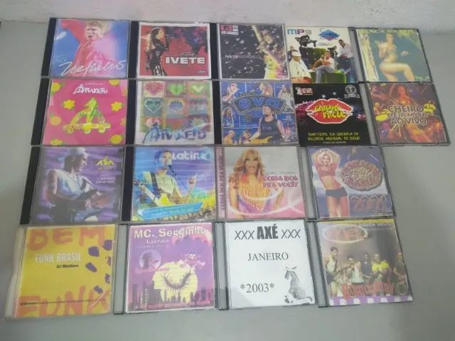 Cds Axé e Funk das Antigas ( Podem ser usados como Artesanato & Decoração )