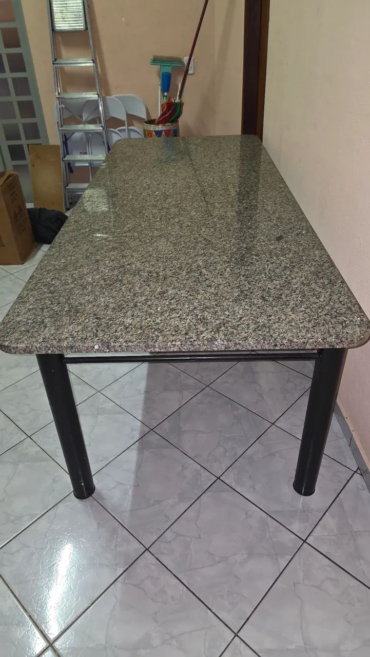 Mesa de granito grande com estrutura de ferro - Foto 2