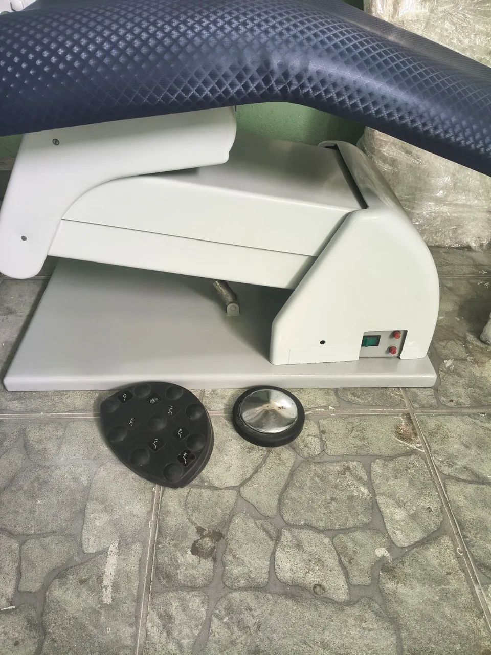 Cadeira odontológica  - Foto 3
