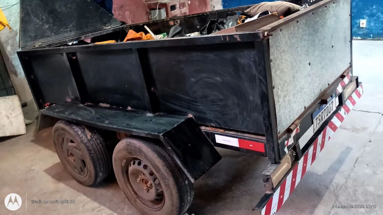 Carrocinha 2 eixos bem reforçado  - Foto 2