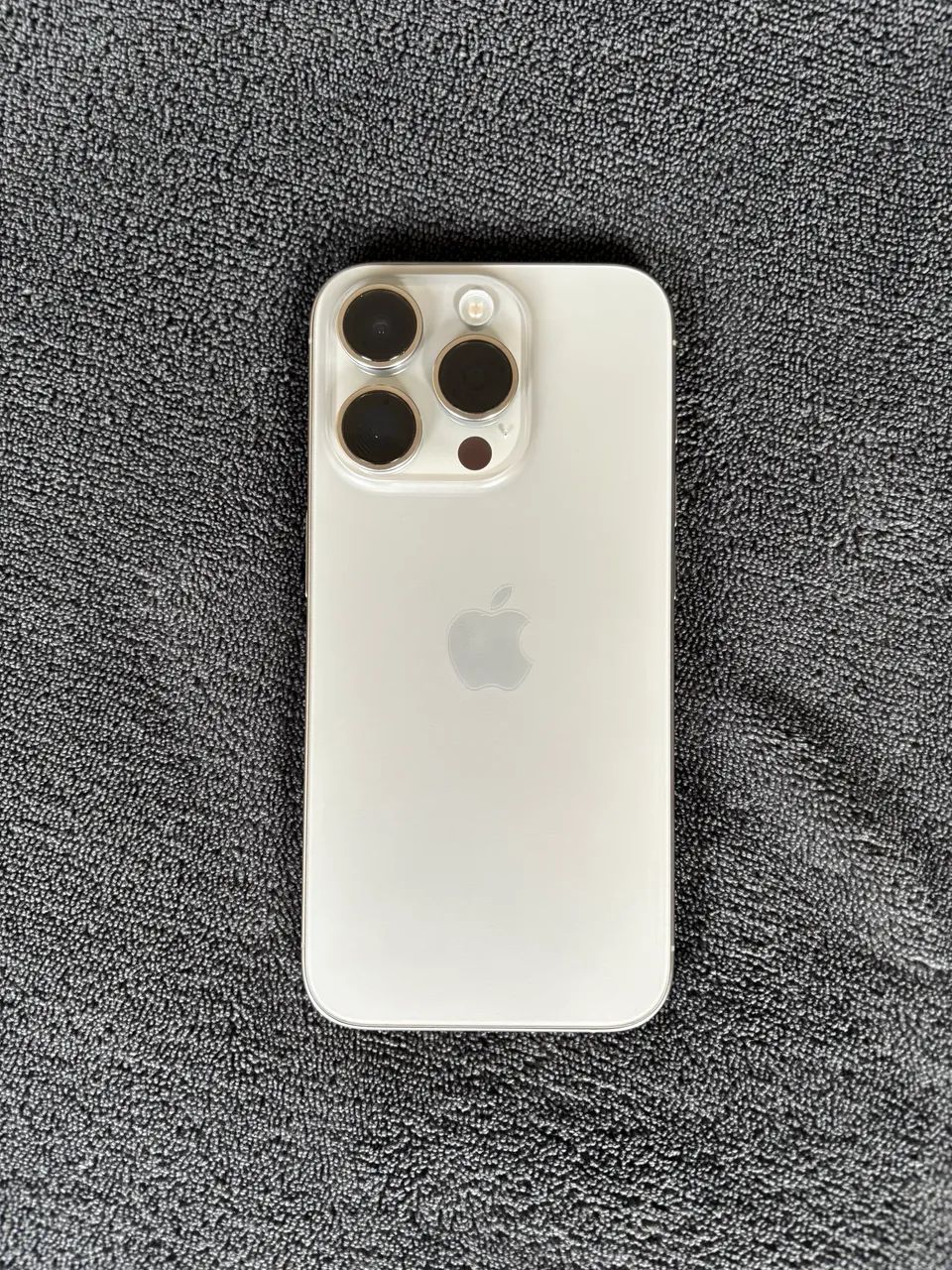 iPhone 15 pro 256 - Foto 4