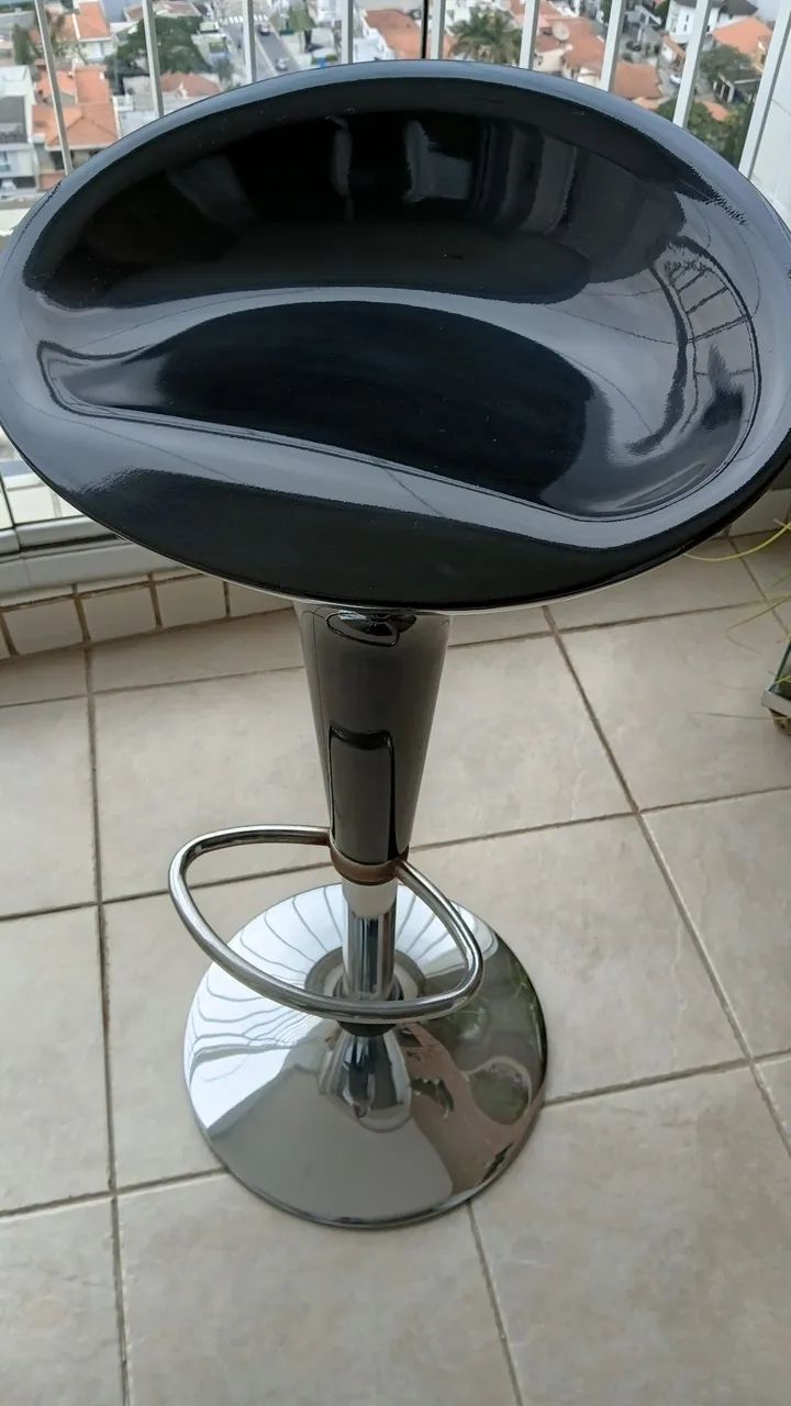 Banqueta preta