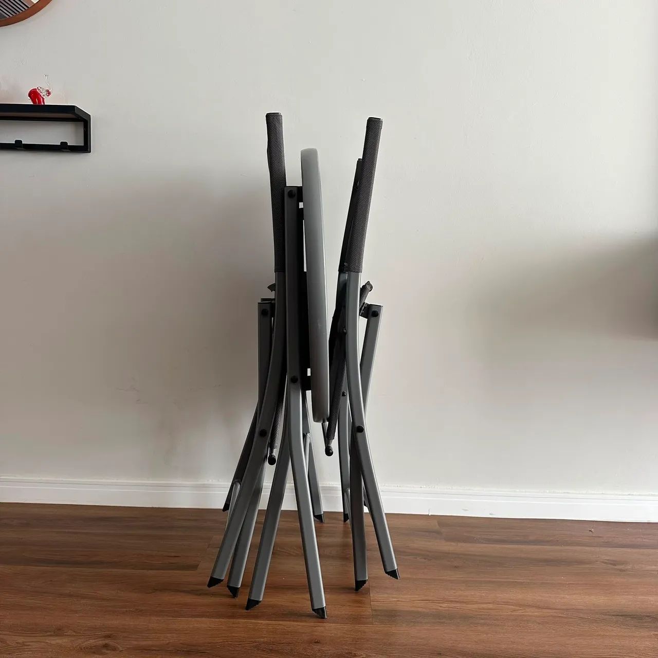 Conjunto mesa e cadeira - Foto 3