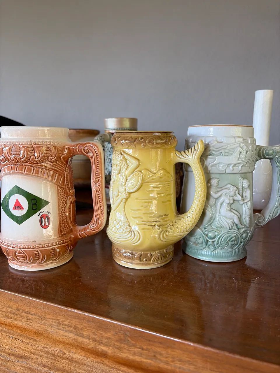 3 Canecas de porcelana antiga  - Foto 5