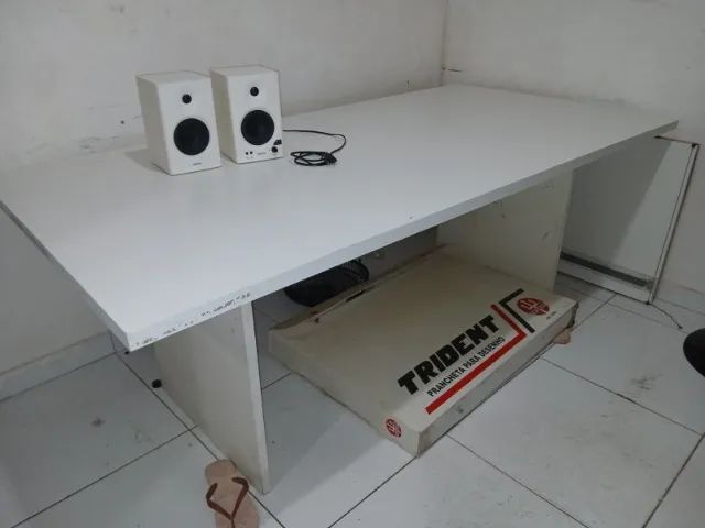 Mesa BRANCA USADA - Foto 2
