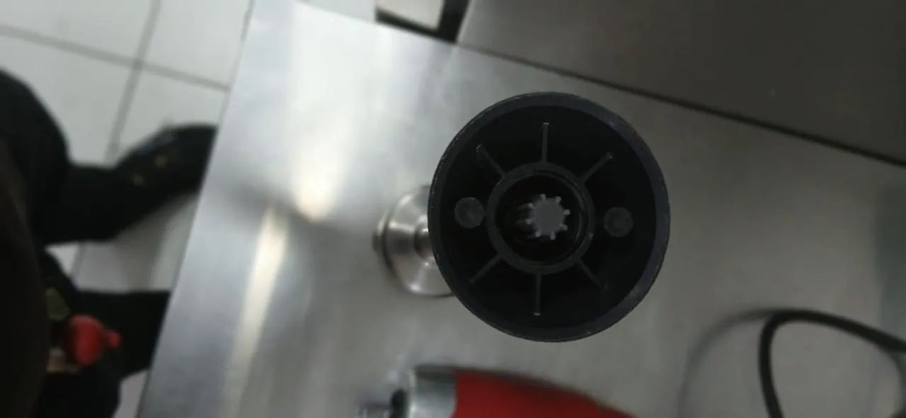 Batedora de calda Mixers Profissionais Marca: Skymsen Modelo MX-300   - Foto 4