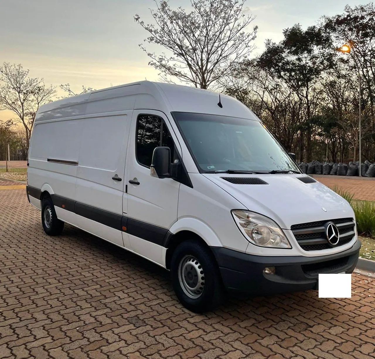 Mercedes-Benz Sprinter 311 FURGÃO E.LONGO T.ALTO DIES. 2015
