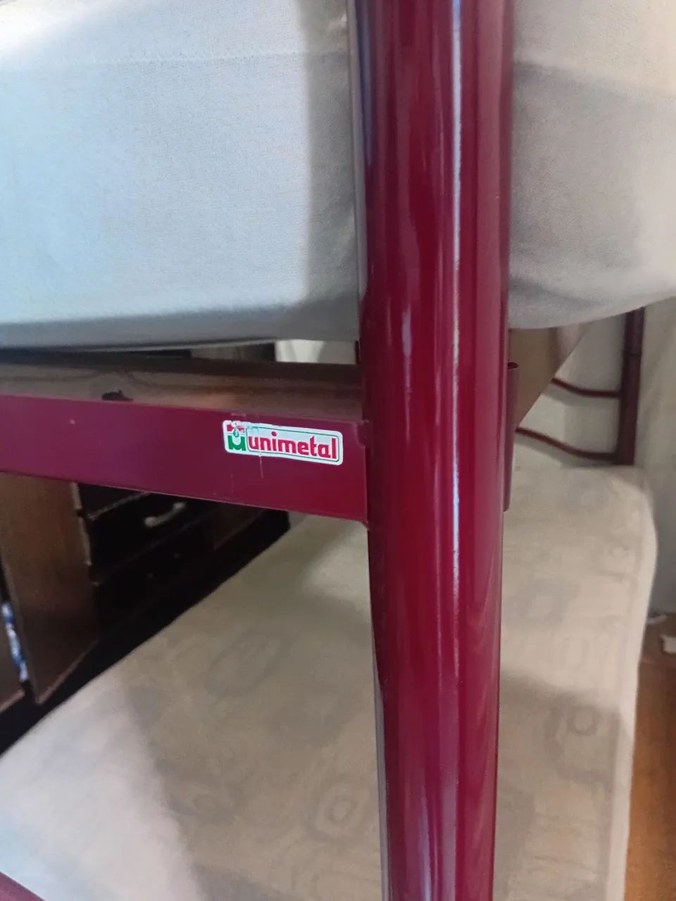 Bi cama de ferro em ótimo estado com colchões e capas !!!! - Foto 4