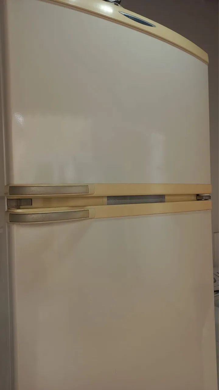 Geladeira Brastemp 360L