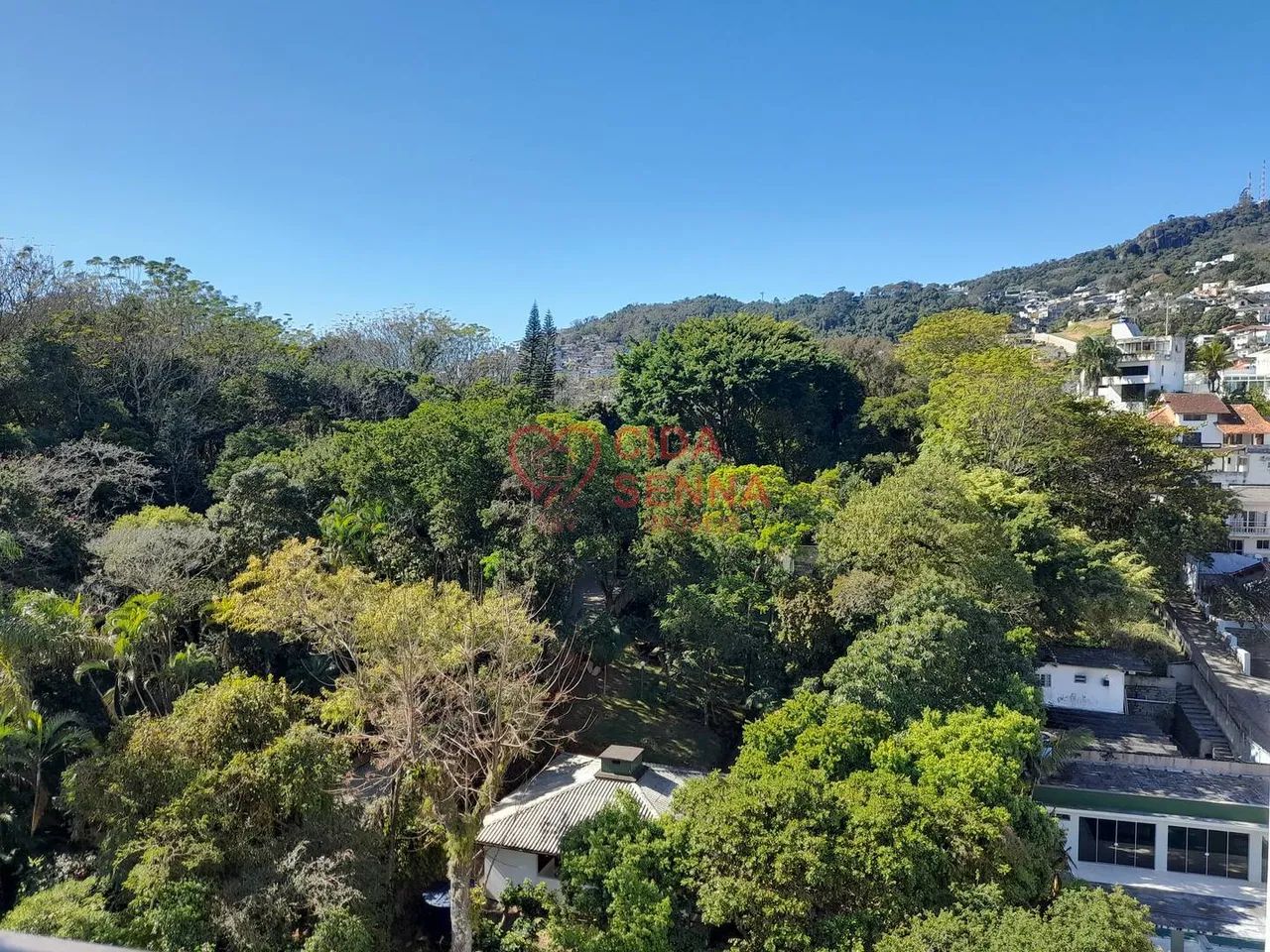 PROX AO MAC DONALDS - DUPLEX - REFORMADA - PISCINA - 2 VAGAS - Foto 4