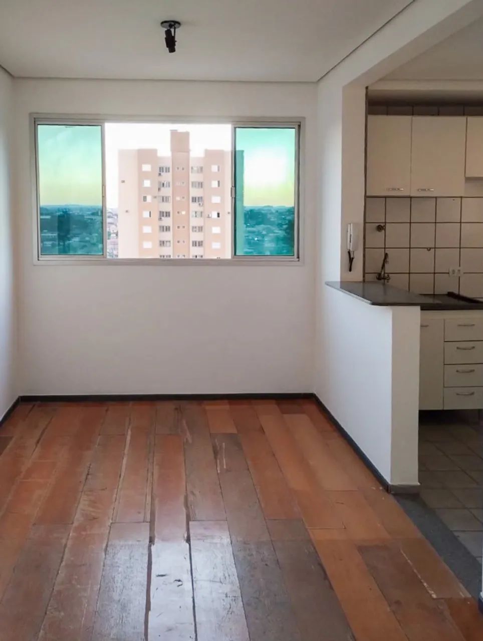 Apartamento para alugar no Edifício Saint Germain, Londrina - Foto 2