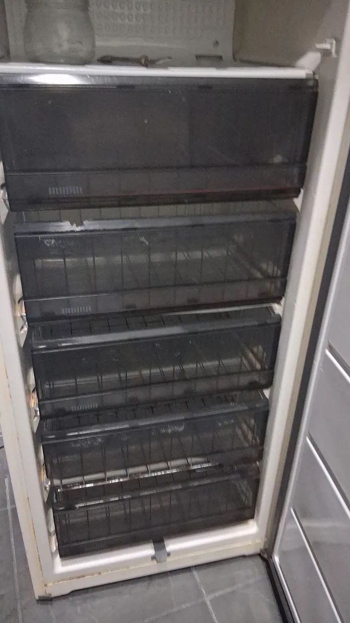 Freezer vertical  branco  - Foto 3