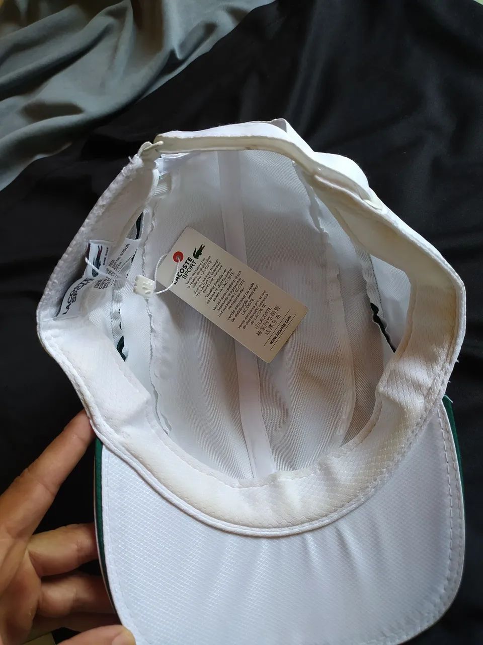 VENDE-SE BONÉ LACOSTE Branco - Foto 2