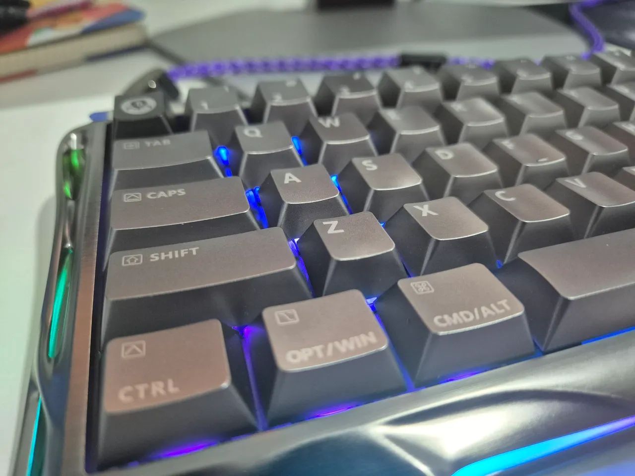 Teclado Magnético Gravastar v60 PRO Deluxe Edition - Foto 2