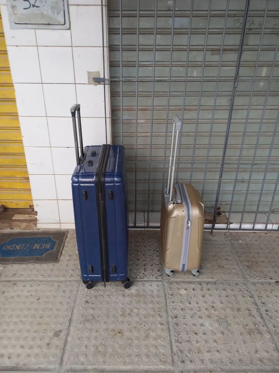 Malas com avaria, dá usar ainda.  - Foto 4