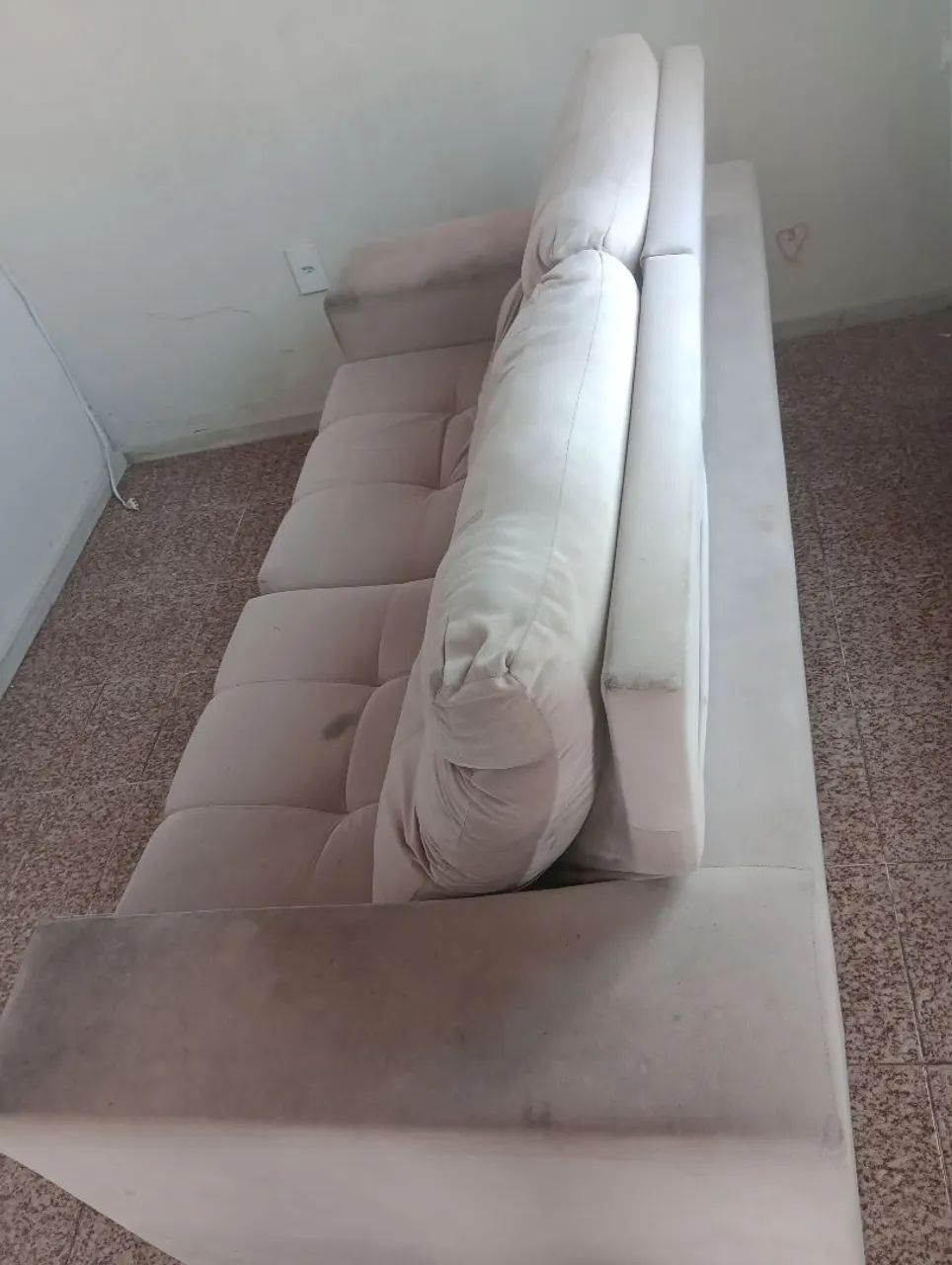 Sofá retrátil e reclinável 3 lugares 1,80m veludo. - Foto 3