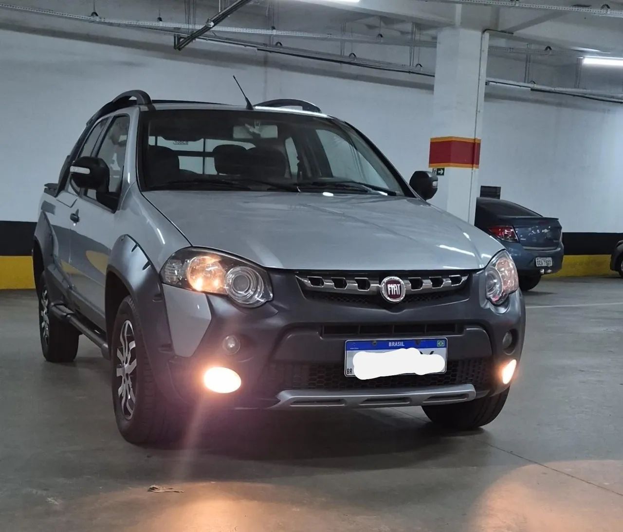 Fiat Strada Adventure 1.8/ 1.8 Locker Flex CE 2013 - Foto 5