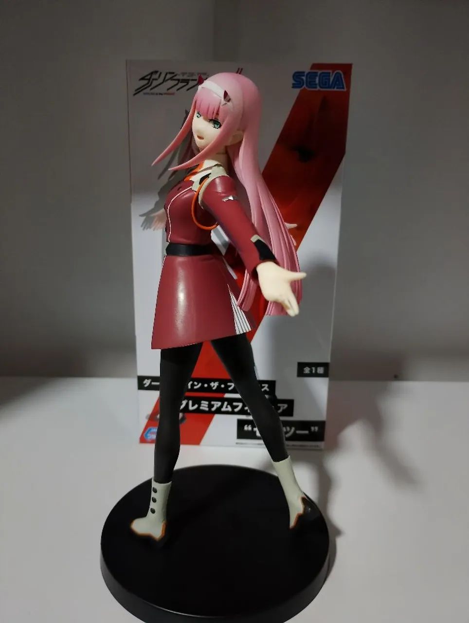 Zero two Darling in the franxx - sega com caixa 