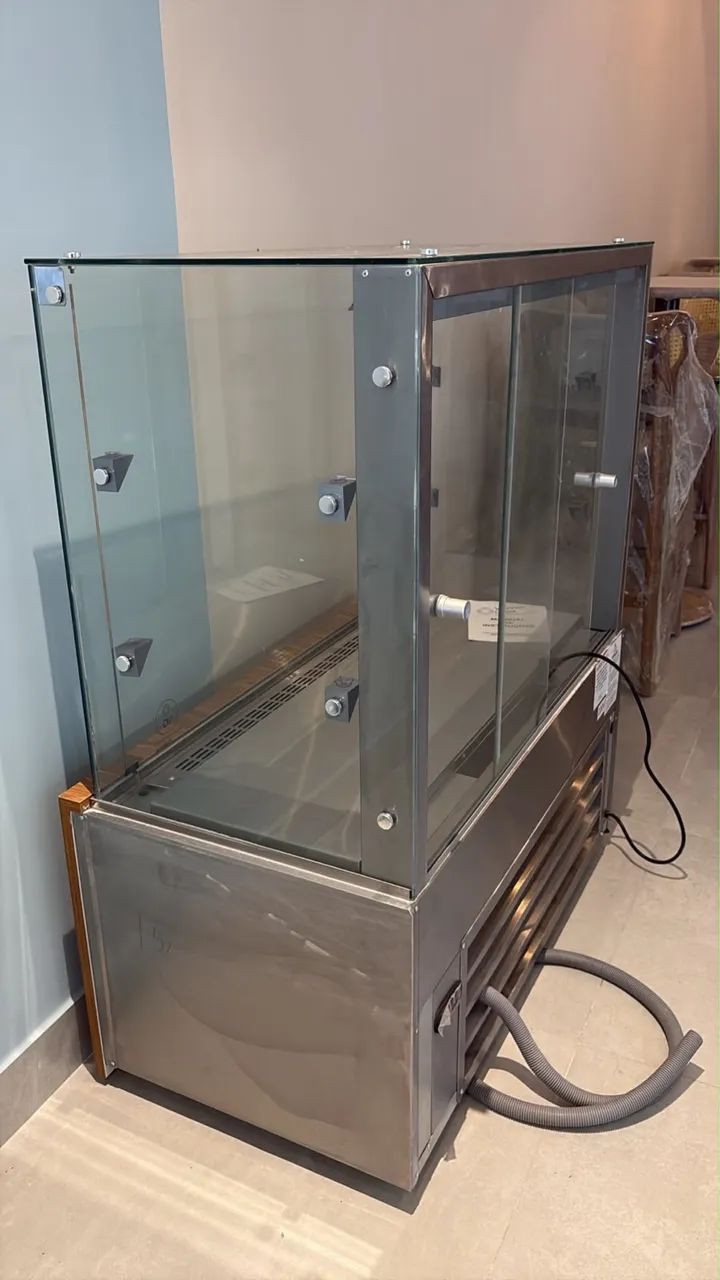 *vitrine expositora refrigerada de vidro*  - Foto 2