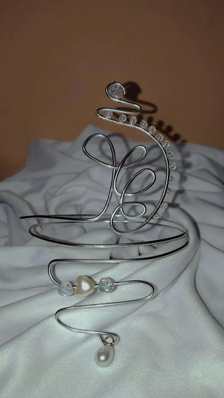 Pulseiras artesanais em arame  - Foto 4