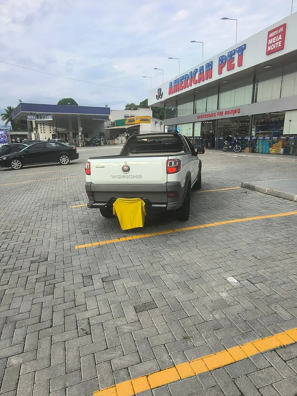 Fiat Strada Working Hard 1.4 Fire Flex 8V CS 2017 - Foto 4