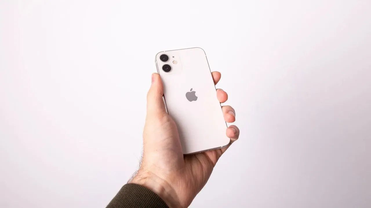 iPhone 12 