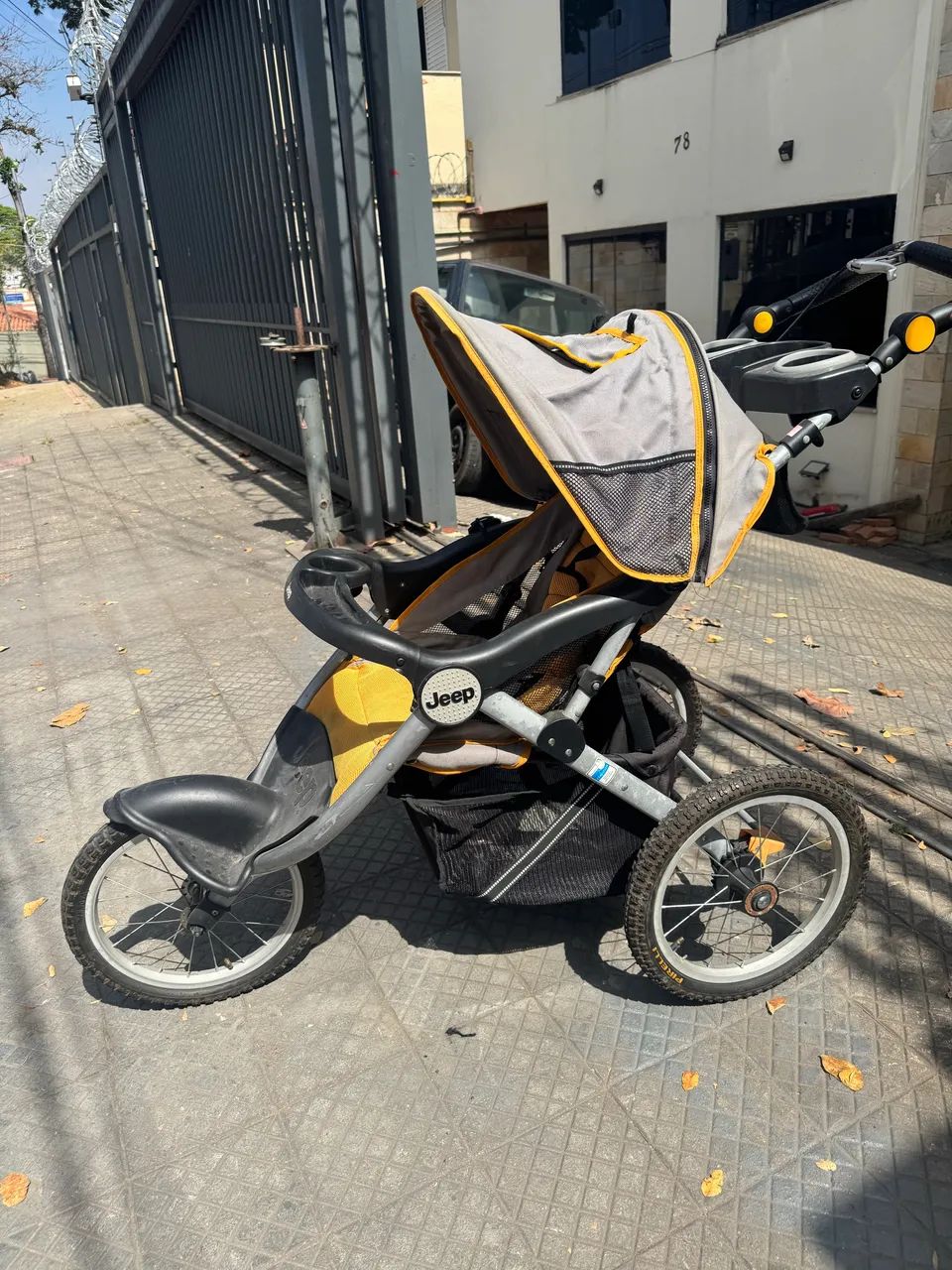 Carrinho de bebê para caminhada e corrida - Foto 4