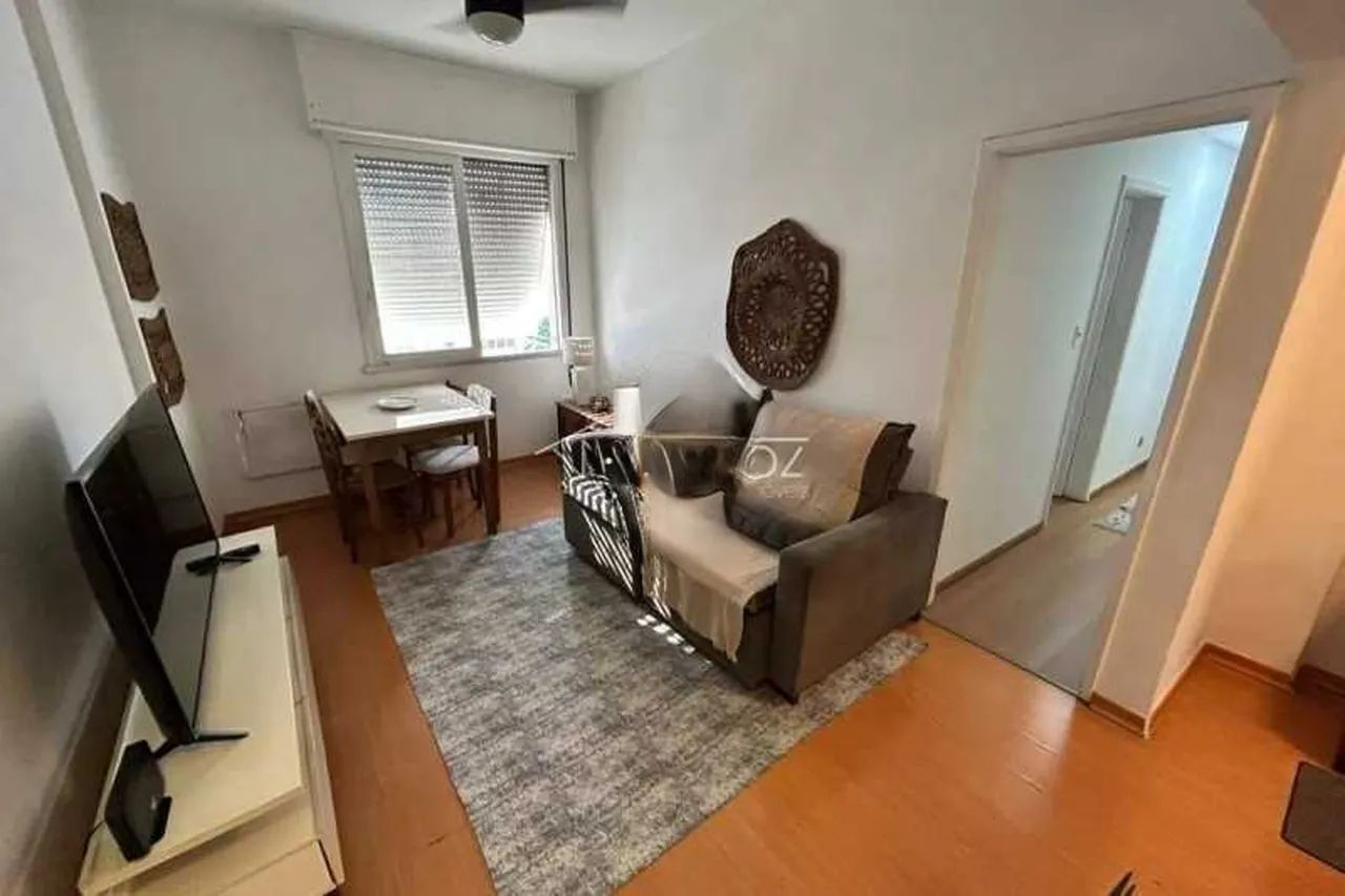 Apartamento : / Residencial / Glória