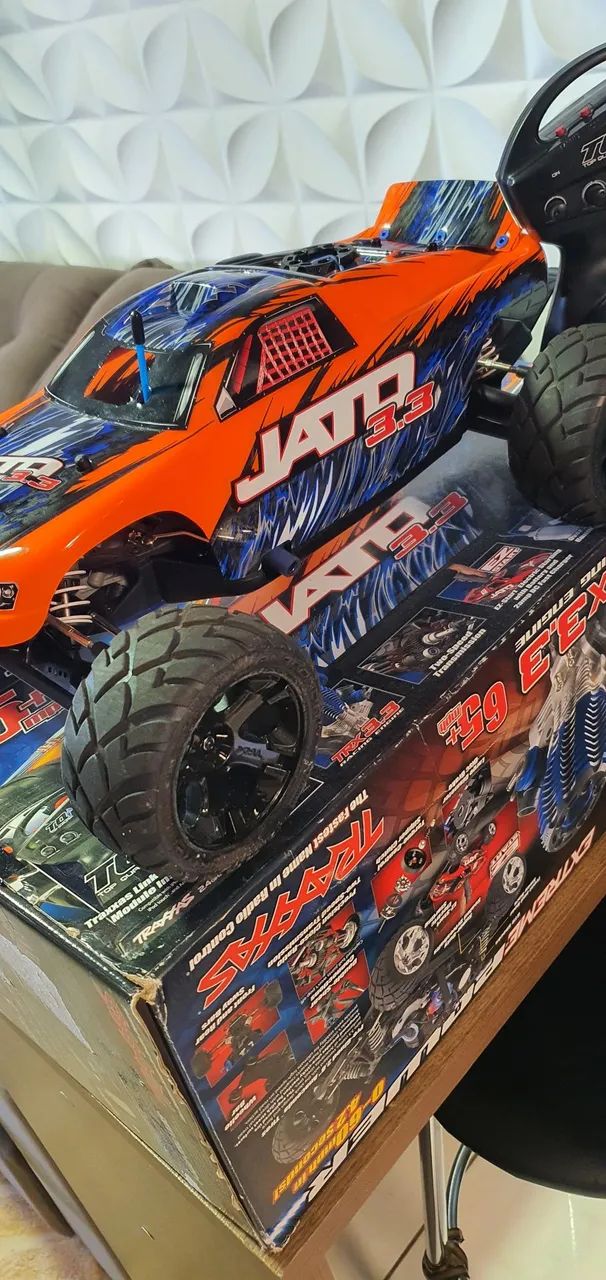 Automodelo traxxas jato 3.3 trx com Bluetooth <br>Novinho, usado bem pouco - Foto 5