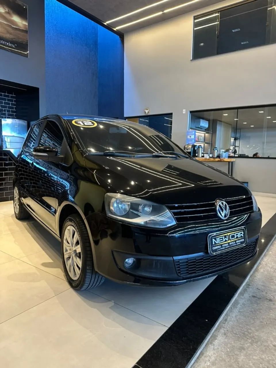 Volkswagen Fox 1.0 MI Total Flex 8V 3P 2012 - Foto 3