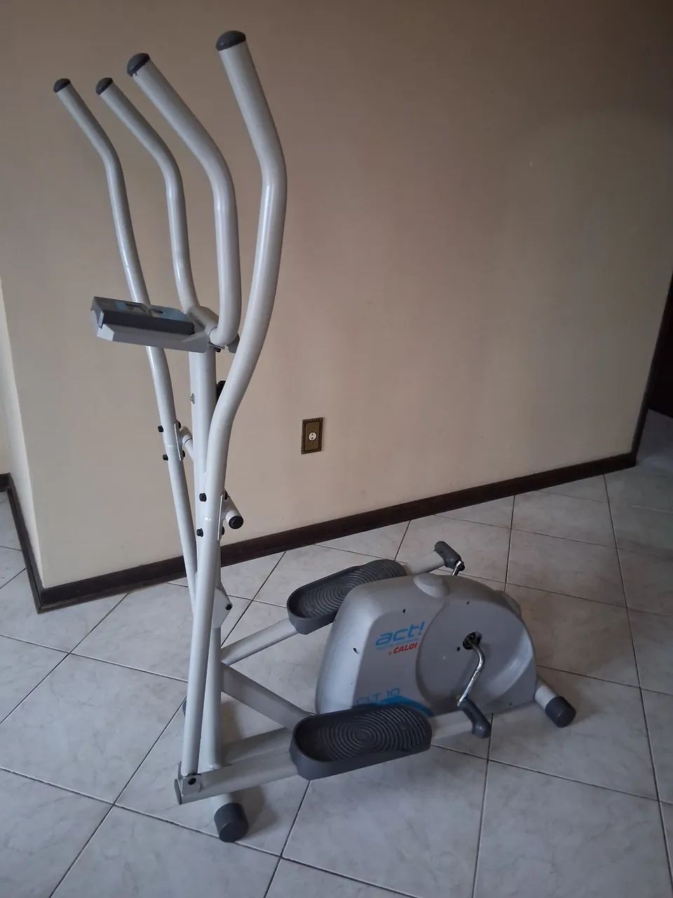 Elíptico caloi CLT10