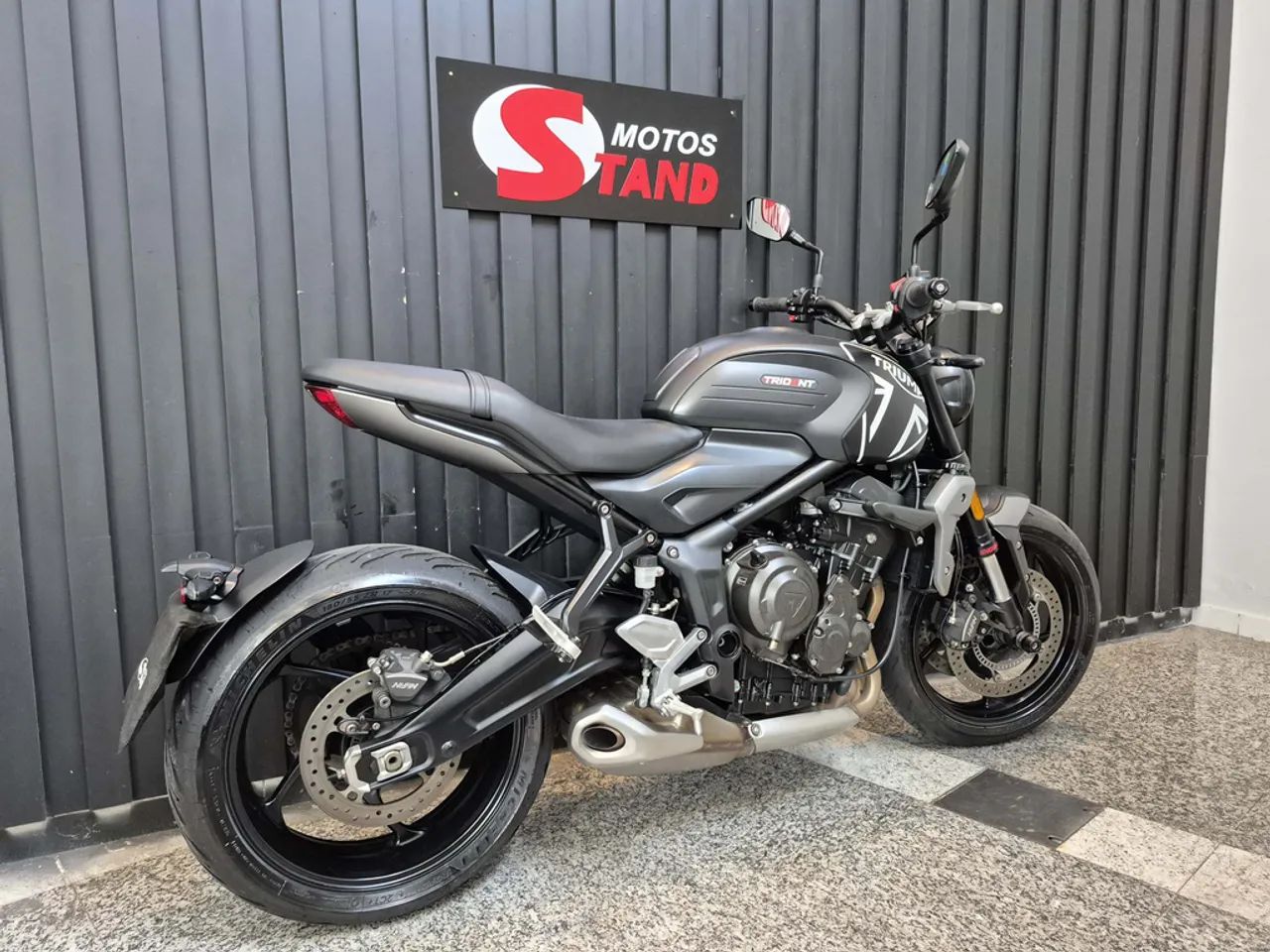 Triumph Trident 660 660 cc  - Foto 3