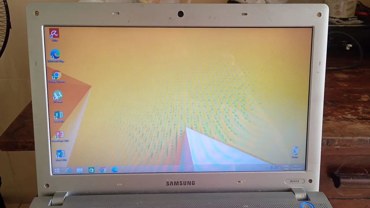 Notebook Samsung RV415 4GB RAM, 512GB HD