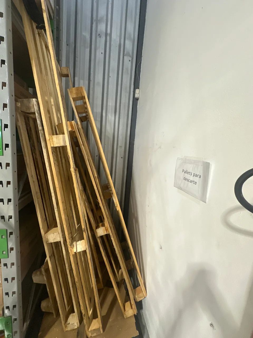 Doa ção de Pallets e Plástico  - Foto 2