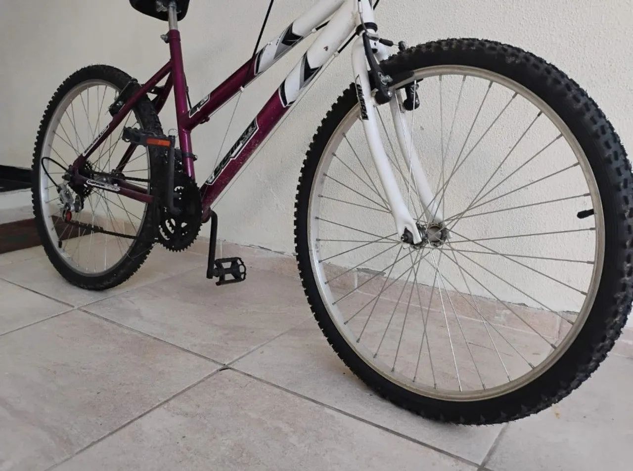 Bicicleta  Aro 26 em ótimo estado, pronto para usar . - Foto 3