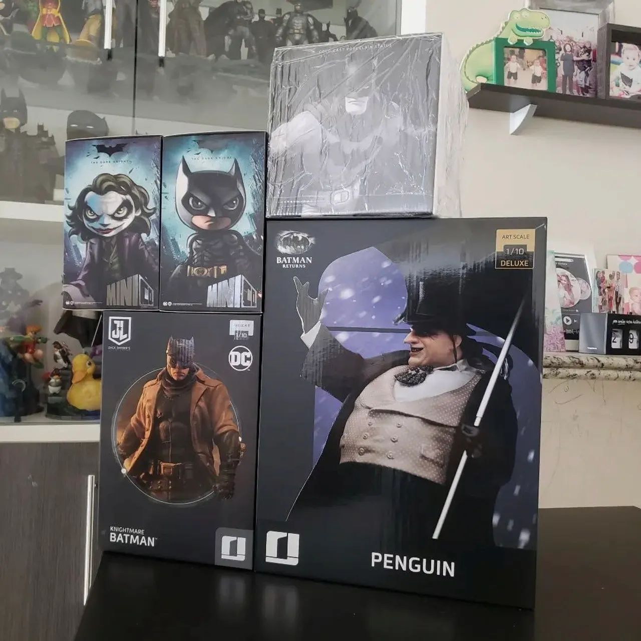 PINGUIM BATMAN RETURNS IRONSTUDIOS  - Foto 2