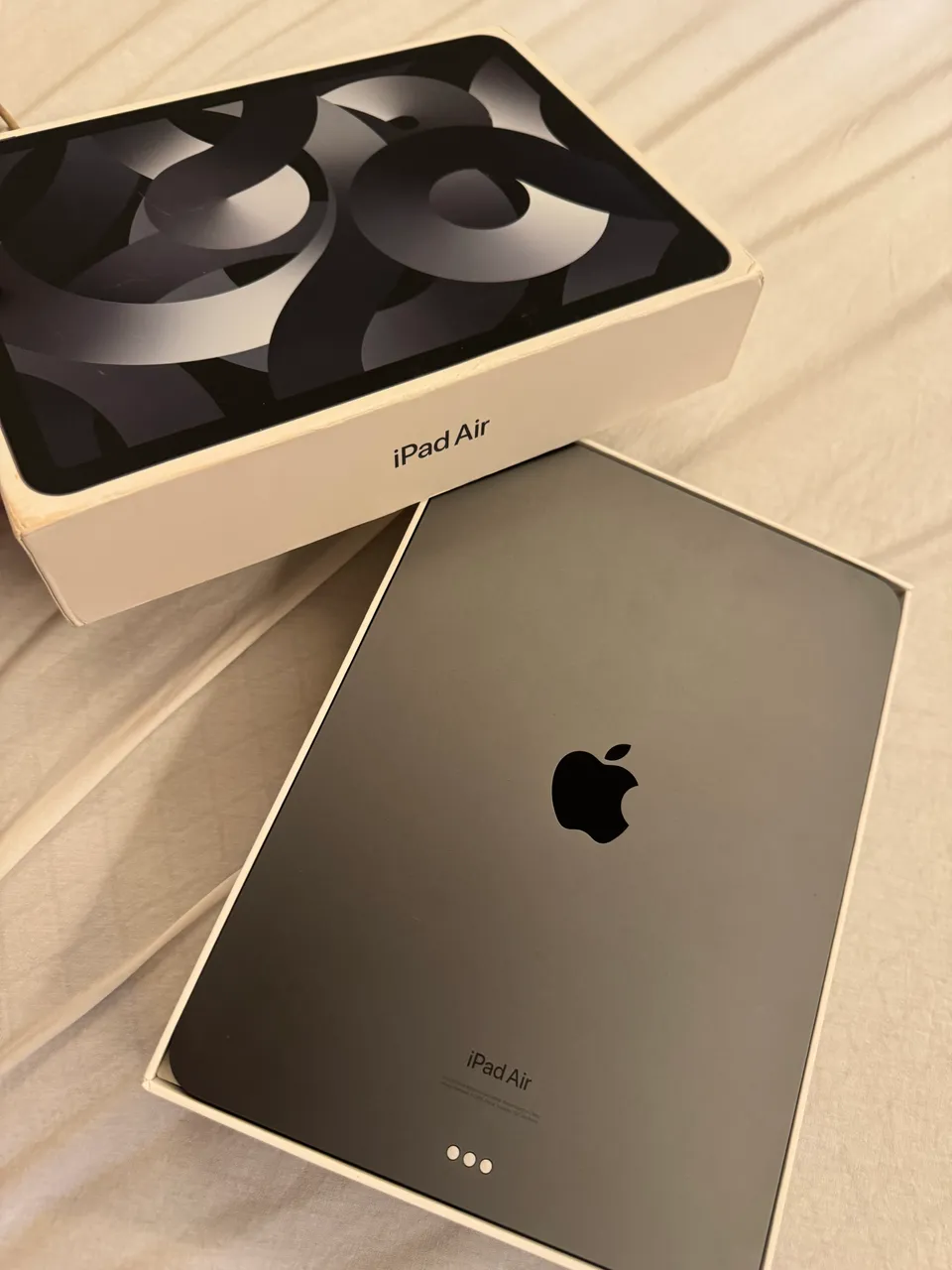 iPad 8, 128gb + Apple Pencil 1ª geração (vem com a caixa