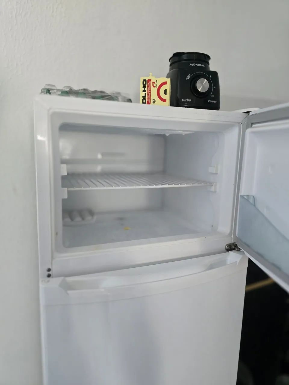 Geladeira Sofá e air fraier  - Foto 2
