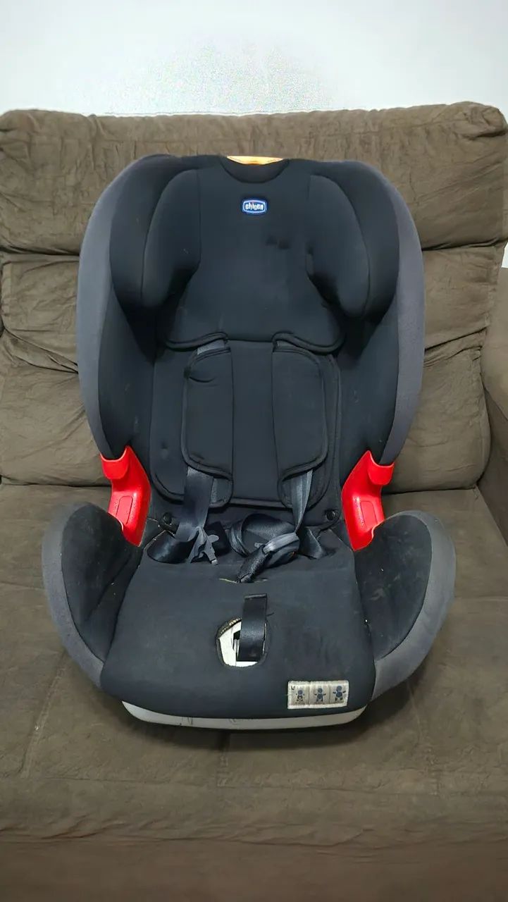 Cadeira para Automóvel Chicco YOUniverse - 9 a 36 Kg - Fix Jet Black