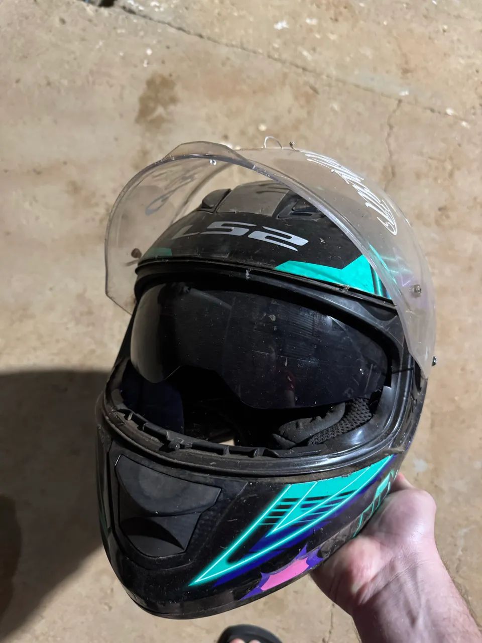 Vendo 3 Modelos Capacetes 