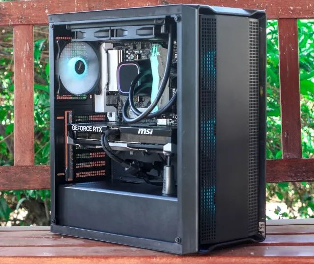 7800X3D - 32GB - RTX 5070 - Foto 5