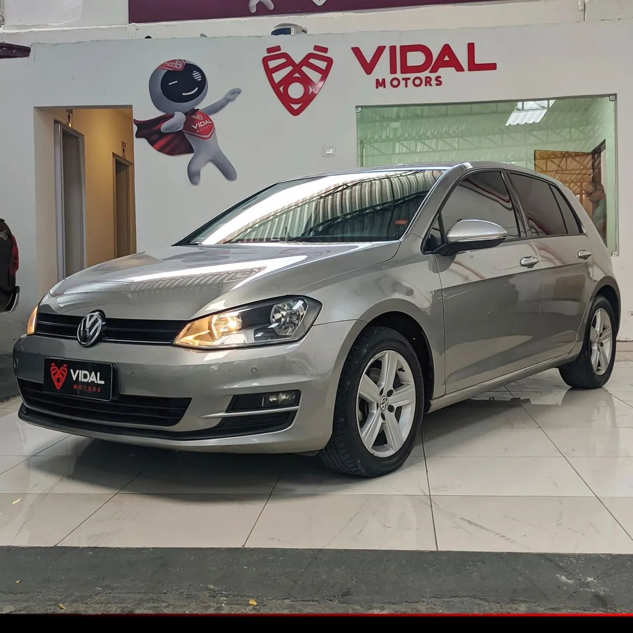Volkswagen Golf Golf Comfortline 1.4 TSI 140cv Aut. 2015